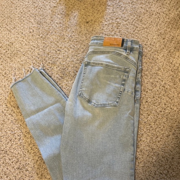 Stradivarius Light Blue Straight Leg Jeans - Picture 1 of 4